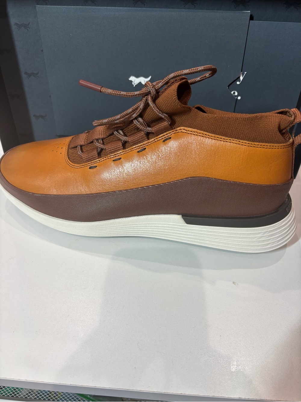 New Wolf and Shepherd Crossover Mid WTZ Shoes